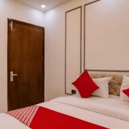 ניו דלהי Hotel Neon Tower מראה חיצוני תמונה