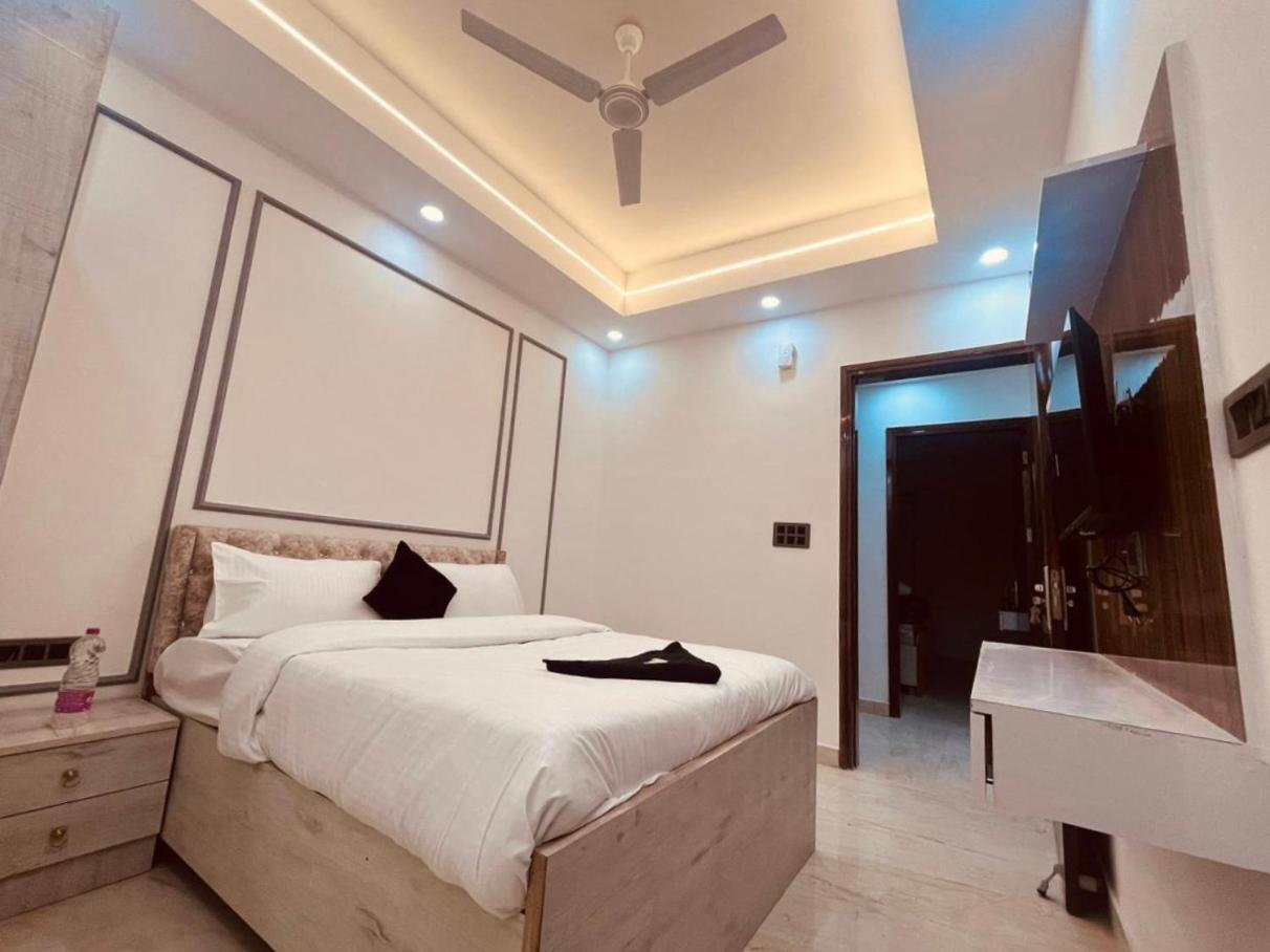 ניו דלהי Hotel Neon Tower חדר תמונה